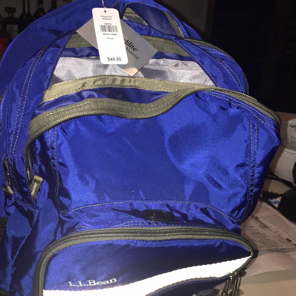 Brand new up to date DELUX ll bean backpack!